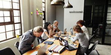 zo besparen startups op onnodige kosten